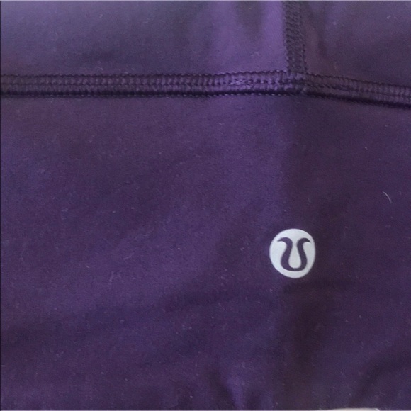 Lululemon cropped wunder unders - Picture 3 of 6